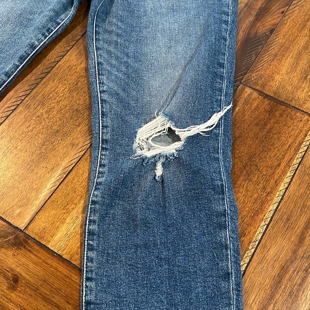 Madewell Momjean size 26 Blue Medium Wash Distressed high rise high Waisted - Picture 9 of 13